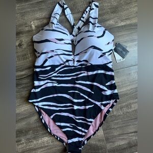 Bar III One piece Swim Suit NWT. Size Large. Gorgeous tie back style and print